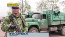 Блокпост Силовики блокировали авто с товаром в ЛНР War in Ukraine