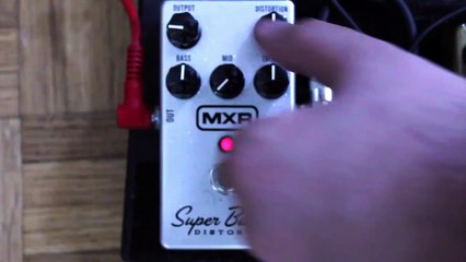 MXR M-75 Super Badass Distortion - Telecaster