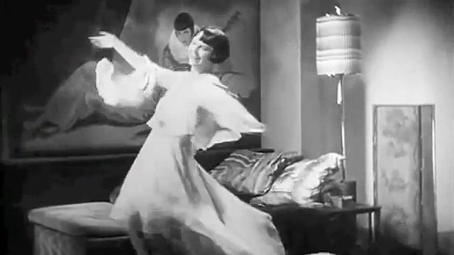 Louise Brooks vs Pictureplane's Goth Star