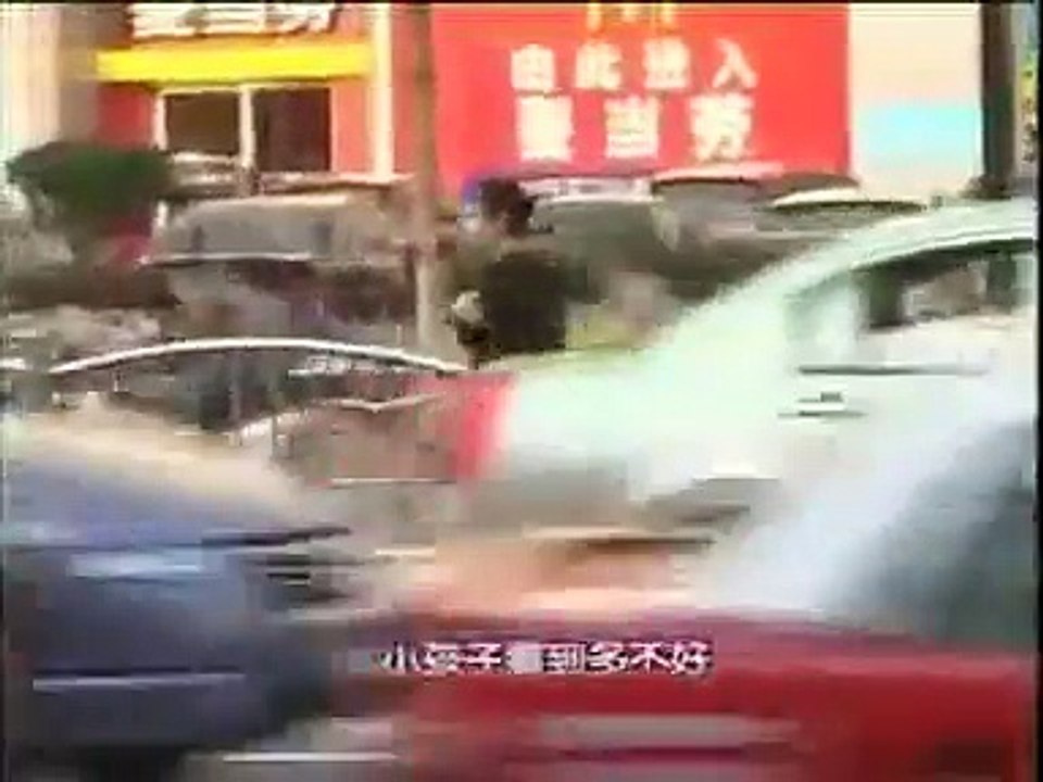 留园网视频新闻：记者暗访卡片女学生妹卖淫全程