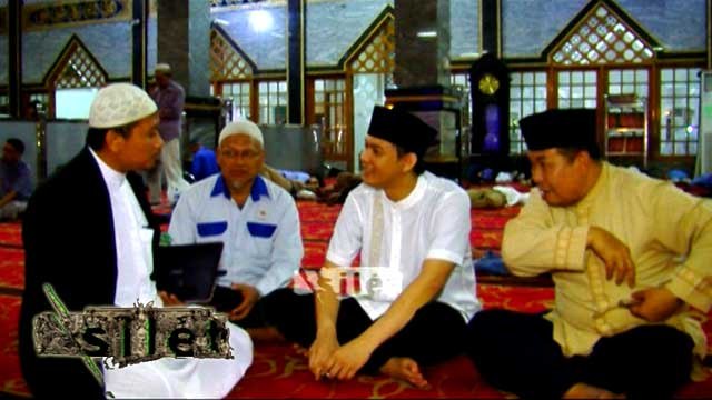 Andi Arsyl I'tikaf Menanti Lailatul Qadar - Silet 13 Juli 2015