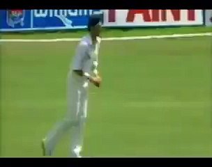AMAZING SHOT IN THE HISTORY OF CRICKET
