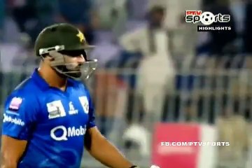 Usama Mir destroys Karachi Dolphins.