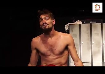 ''El Pollito Pio'' Con Gestos LUCIANO ROSSO