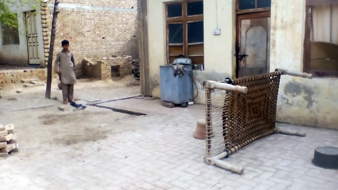 VID_20150228_145136.3gp