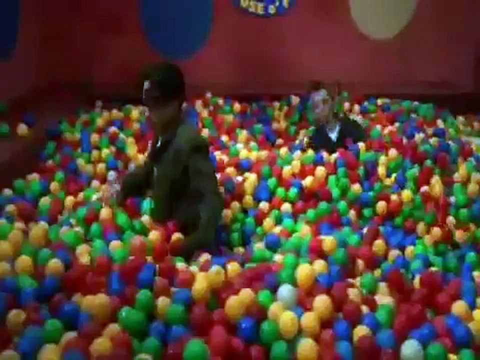 Sheldon, Bazinga in ball pit