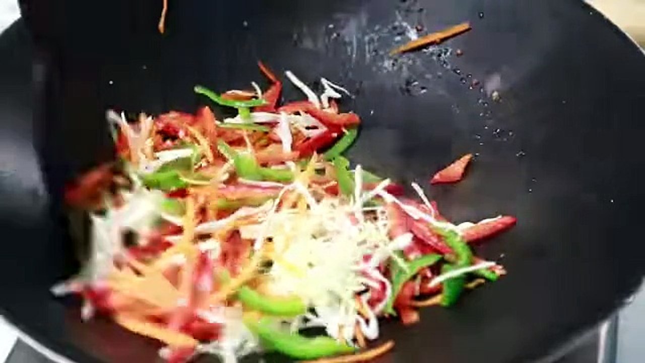Chinese Bhel - Indian Fast Food Recipe - Vegetarian Snack Recipe