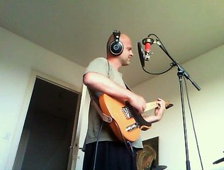 live one trip one noise