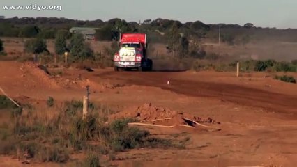 Kocaman tırı böyle uçurdu