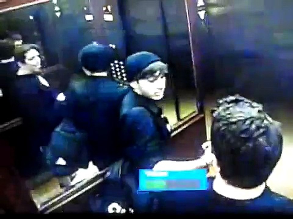 IMPRACTICAL JOKERS - SAL ON ELEVATOR
