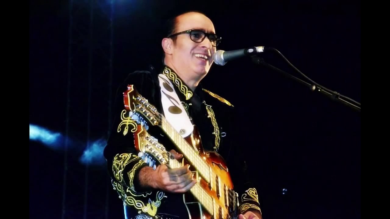 Conférence de presse avec le chanteur et musicien TAKFARINAS