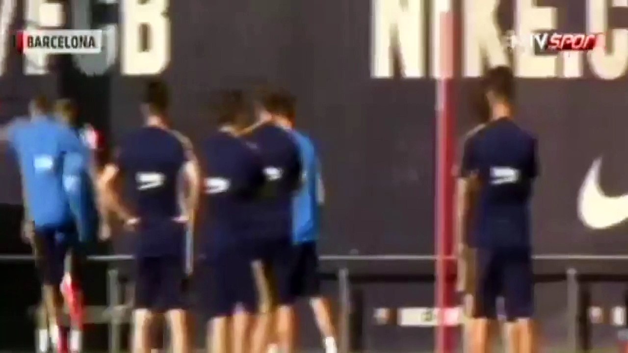 Arda Turan'dan Suarez'e tekme...