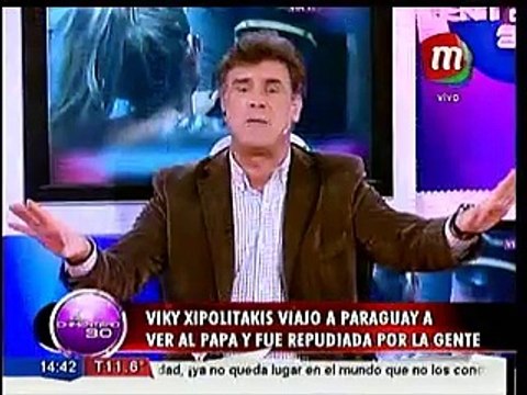 Escándalo con Vicky Xipolitakis en Paraguay