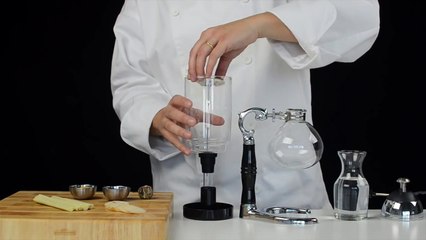 Molecular Mixology: Hot Infusion Siphon Cocktail