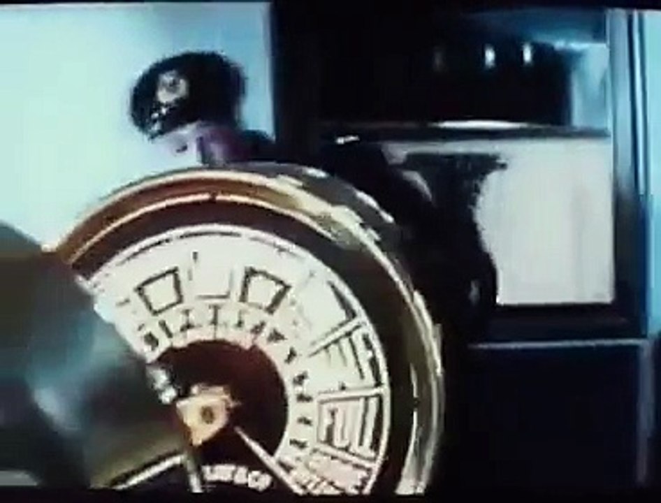 Titanic Scene - Iceberg Collision
