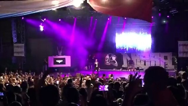 Ambiance au bal des pompiers de Nice (3)