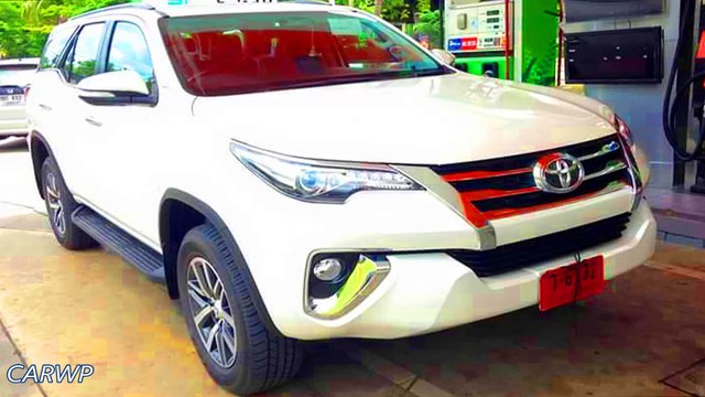 VAZOU Nova Toyota Hilux SW4 2016 @ Fortuner