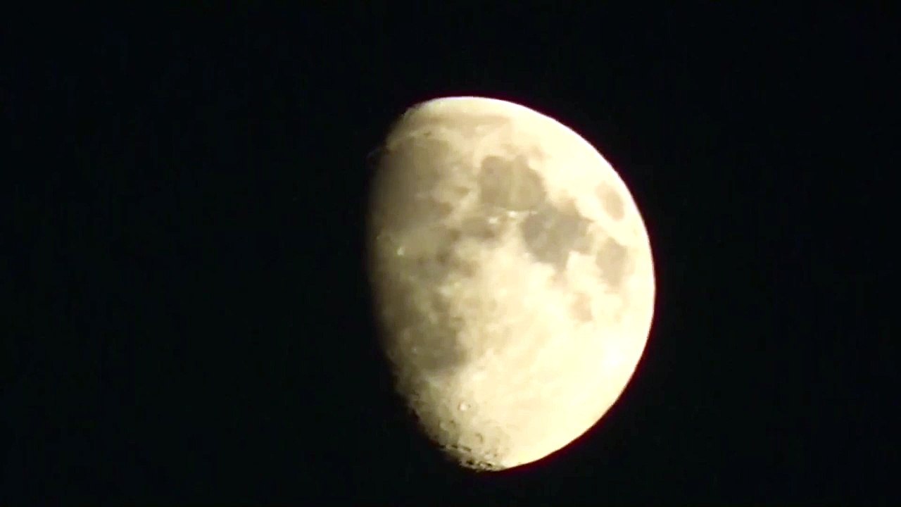 ZOOM Test 40X JVC EVERIO GZ-E205 HD