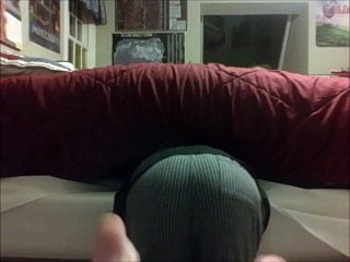 THE BED MONSTER IS EATING ME VORE!