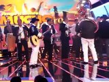 Un muchaho RETA a Julion Alvarez a cantar ????