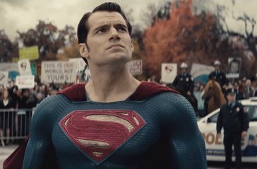 Bande-annonce : Batman v Superman : L'Aube de la Justice - VO (2)