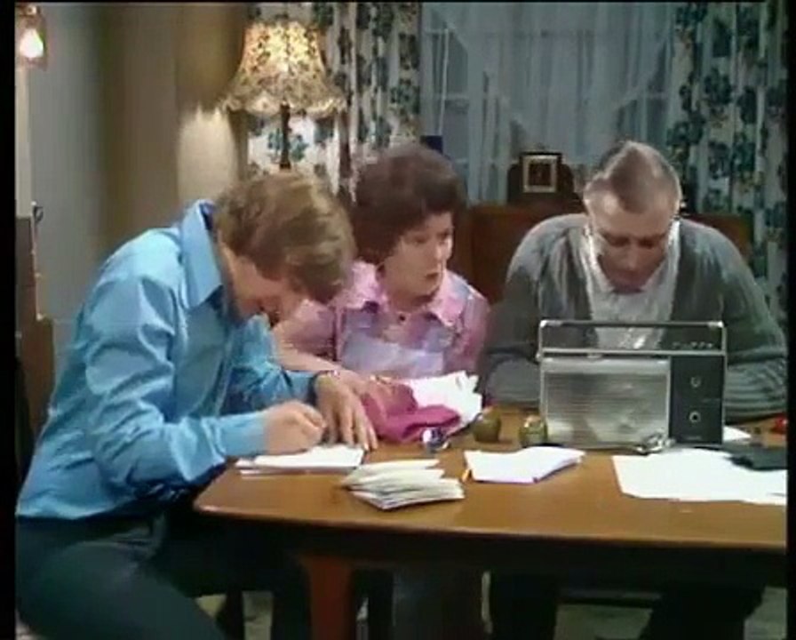 The Fenn Street Gang. Series 2 E17 Business deficiency