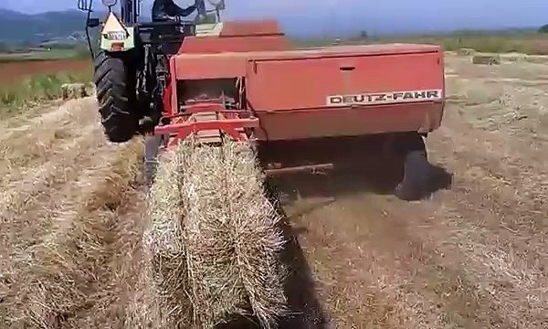 Deutz Fahr dx 4.51 and Deutz Fahr hd 440