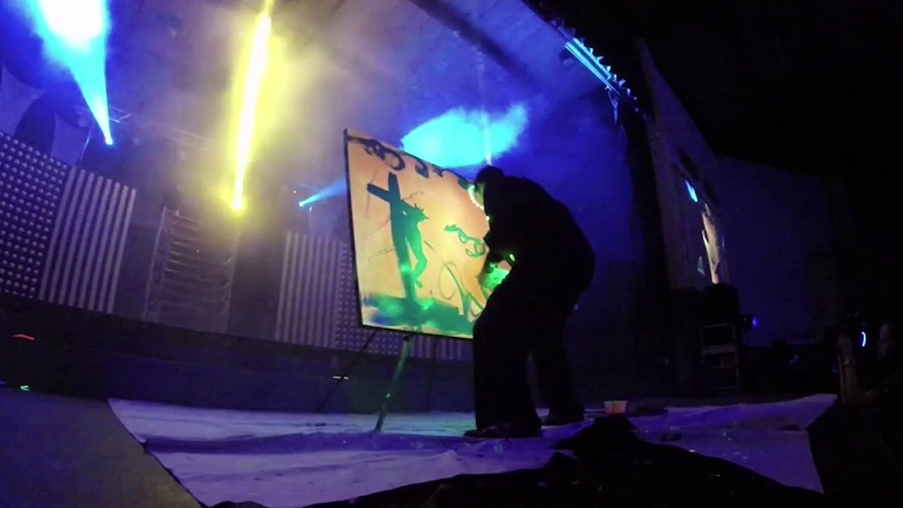 Speed Painter Blacklight upside down Jesus video Dailymotion