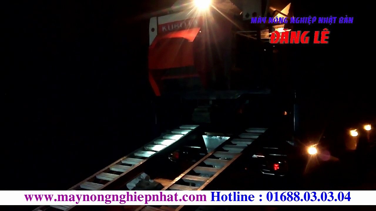 Đăng Lê Về Liên tục nhiều máy gặt Kubota DC-60 nhập Thái Lan máy đẹp chất - Xuất máy giao cho khách Bắc Ninh Bắc Giang