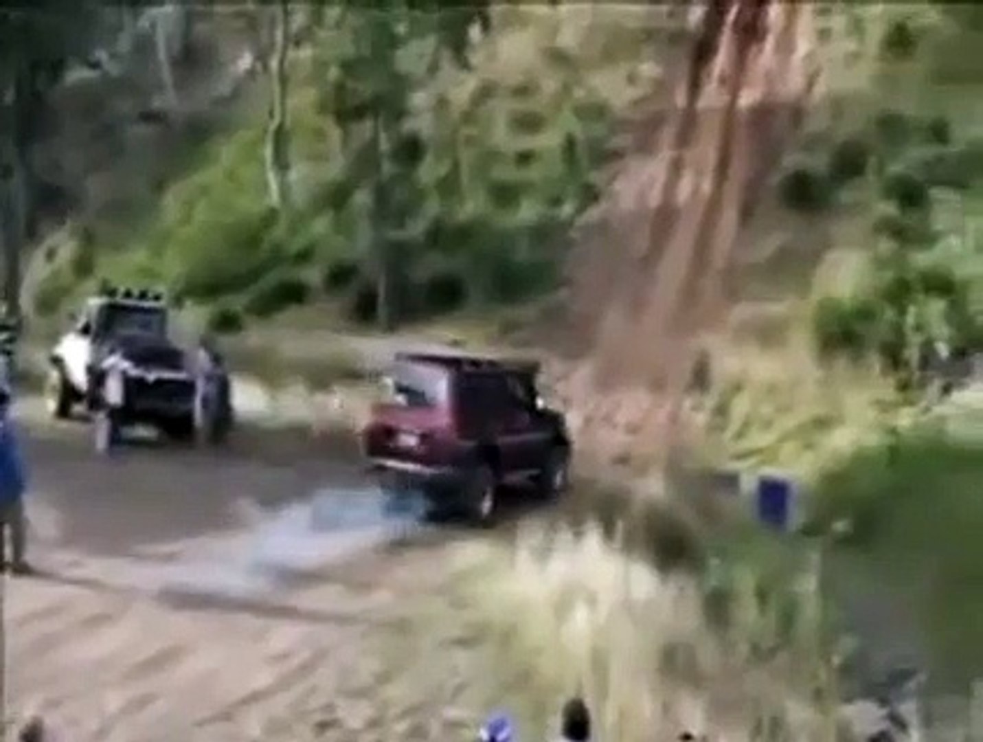 Jeep Vs Toyota Vs Nissan 4x4 Competition Video Dailymotion