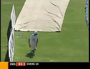 21 runs in 2 legal balls - Sehwag vs Naved-ul-hasan