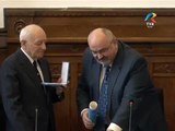 VASILE SZÉKELY PRIMEŞTE DECORAŢIA MERITUL CREDINCIOS