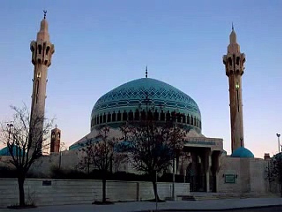 الأذان بصوت المقرئ الشيخ محمد رشاد الشريف