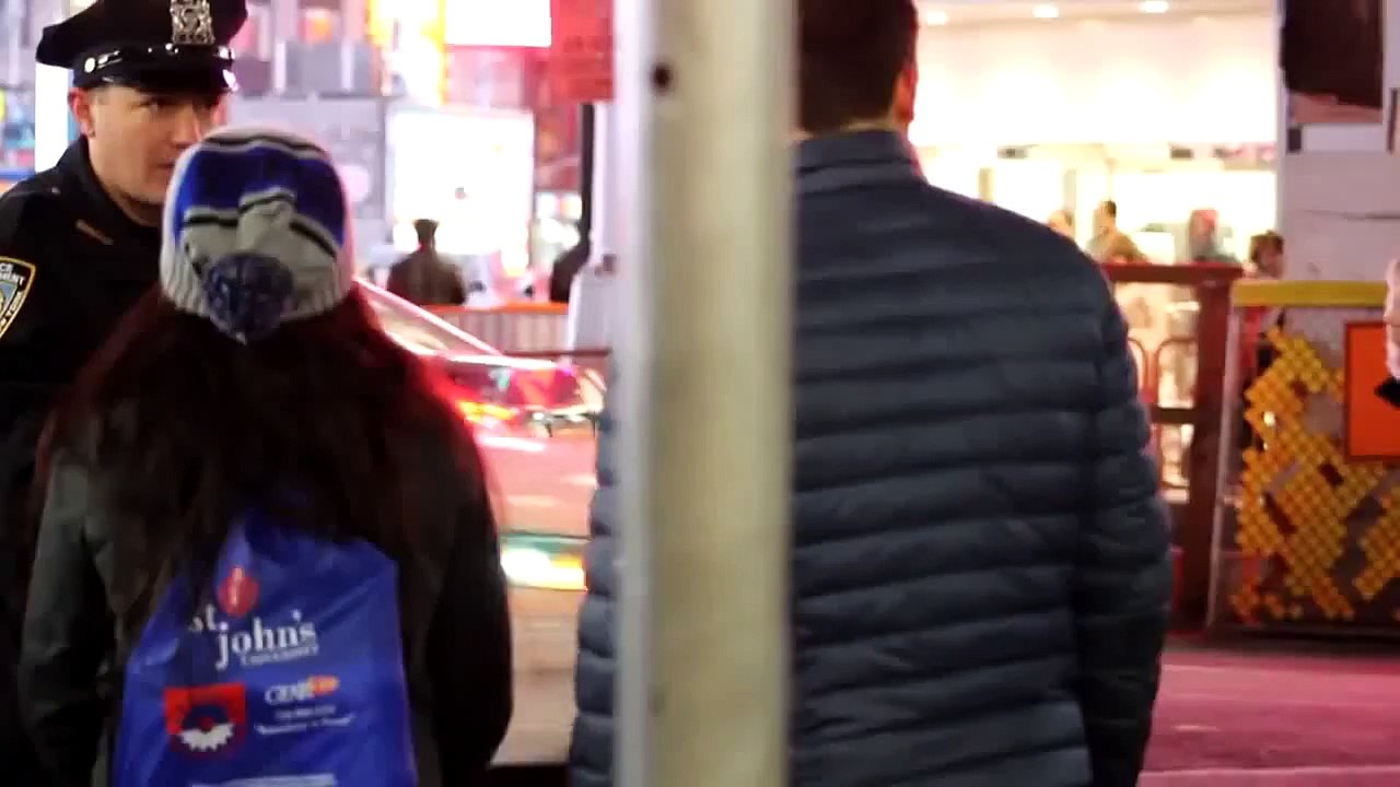 Dime Bag Prank    Cops Prank     Drug Prank  on Cops    Police Prank   Weed Prank   Pot Prank