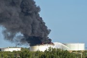 Incendies sur un site pétrochimique des Bouches-du-Rhône, la thèse d'un acte malveillant privilégiée