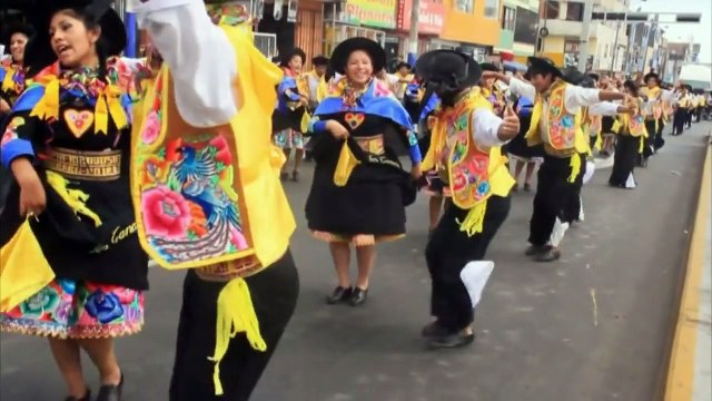 MACHU PICCHU - MUSICA ANDINA - CHATO GRADOS - QUE LINDA FLOR