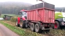 2 x Schlüter Super Trac beim Mais häckseln