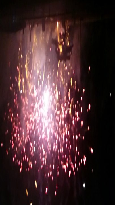 Feu d'artifice carré de soie 2015 vidéo 2