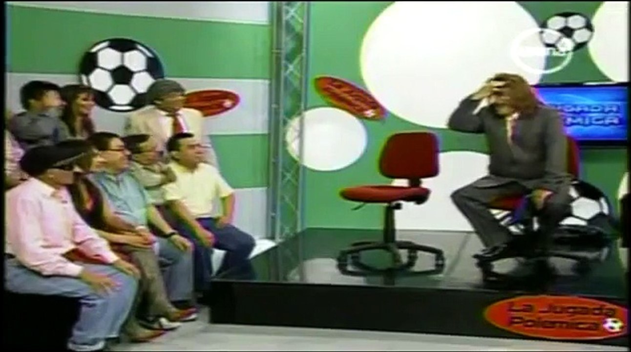 EL ESPECIAL DEL HUMOR 15/10/11 LA JUGADA POLEMICA 2/2