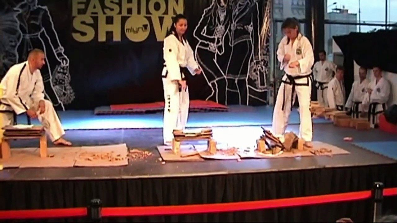 Girls Self-Defense TAEKWON-DO