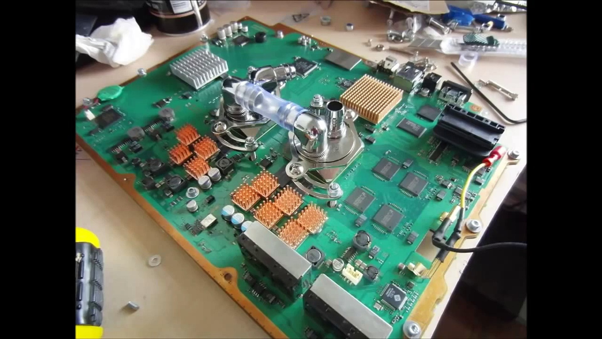 WATER COOLED PS3 FAT 60gb ~ ( PC-PS3 H2O ) - video Dailymotion