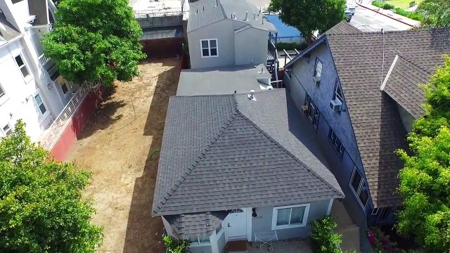 Multi Units For Sale in Santa Monica - 2618 2nd St