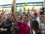 Dybala é apresentado na Juventus e herda número de craques