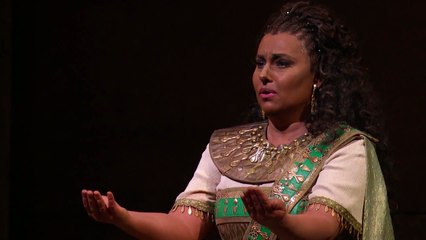 Aida: "I sacri nomi di padre, d'amante" -- Liudmyla Monastyrska (Met Opera)