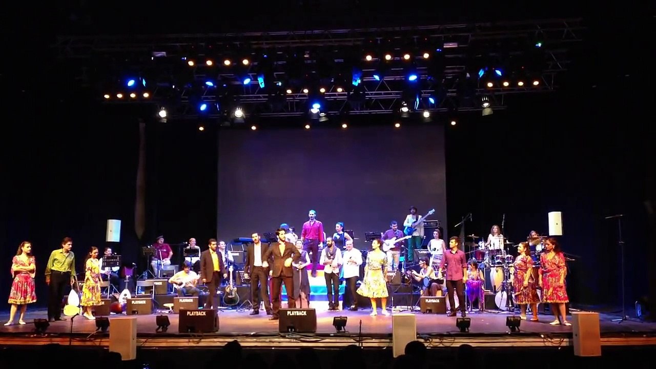 'Şukar Şukar' (Kardeş Türküler Harbiye Açıkhava Konseri'13)