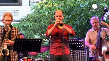 Amir ElSaffar, tradición y modernidad en el Festival de Jazz de Estambul