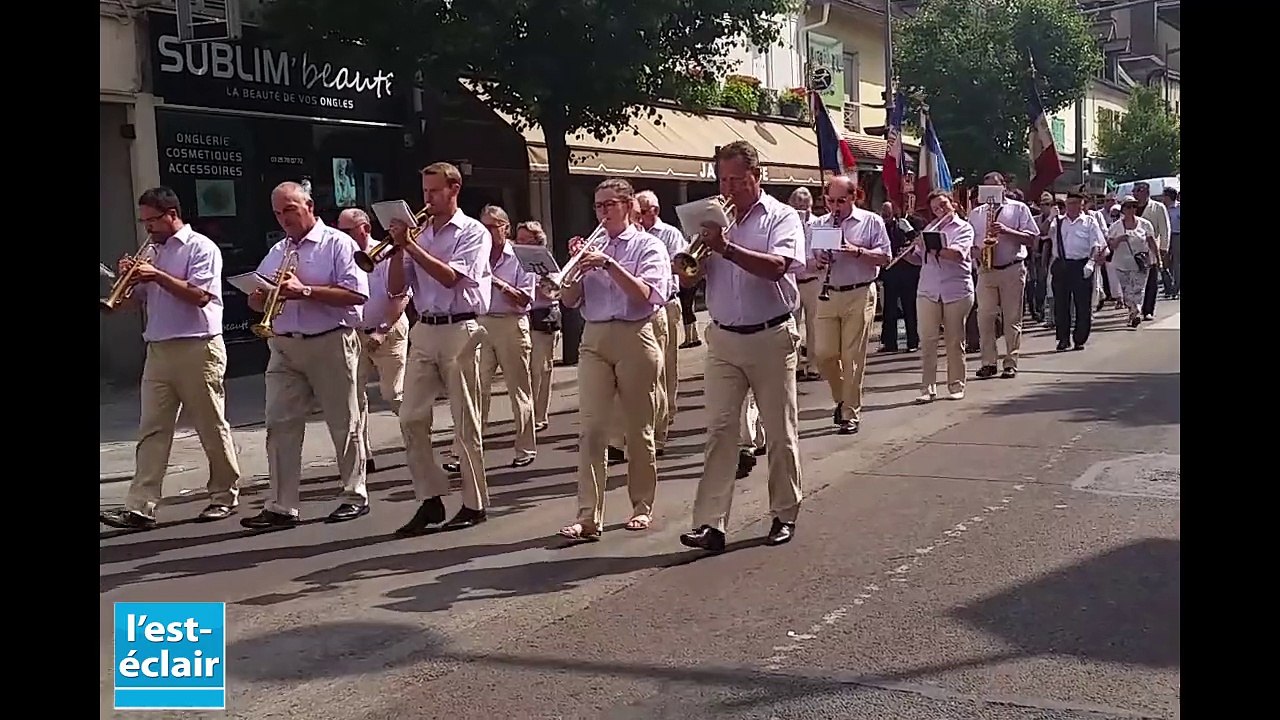 Défilé du 14 Juillet à Sainte-Savine