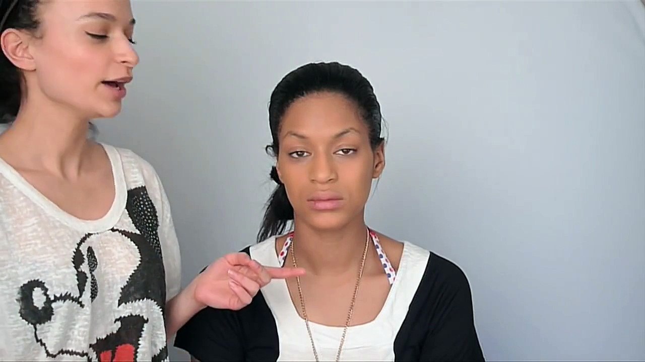 Highlight and Contour for a Long Face Shape