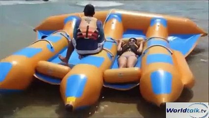 Couple enjoying in AMAZING Kite in Sea