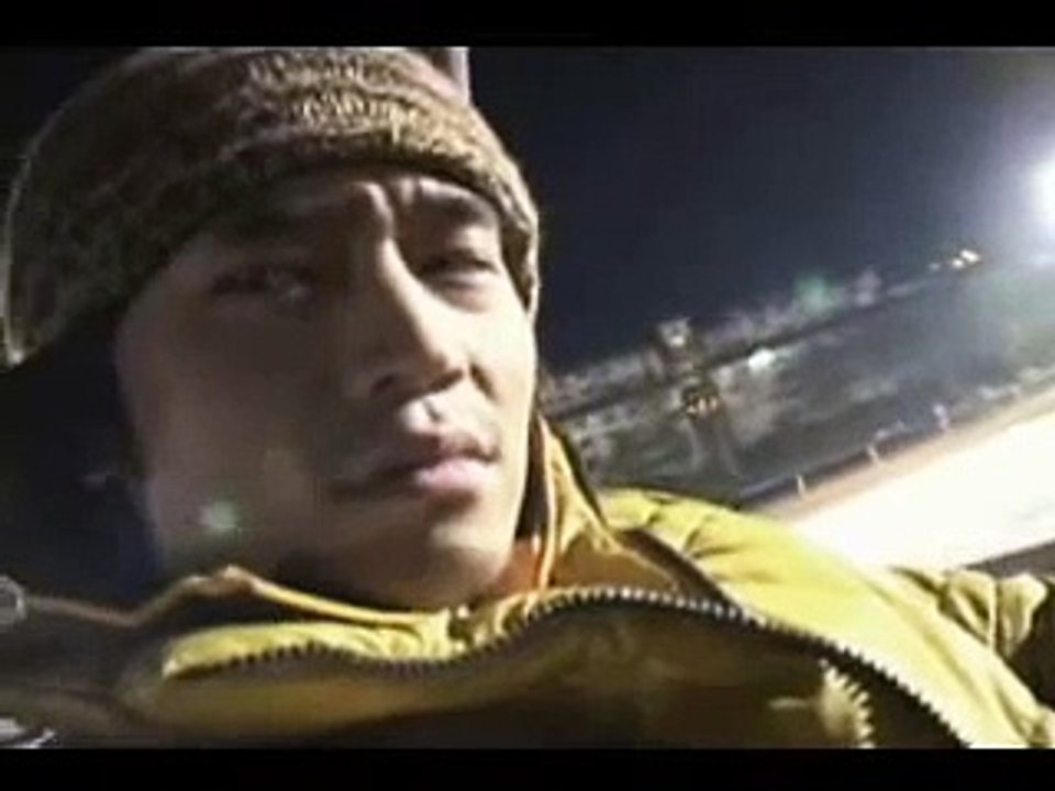 eric mun and shin hyesung singing banana song